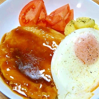 鶏の照り焼きステーキ目玉焼き添え